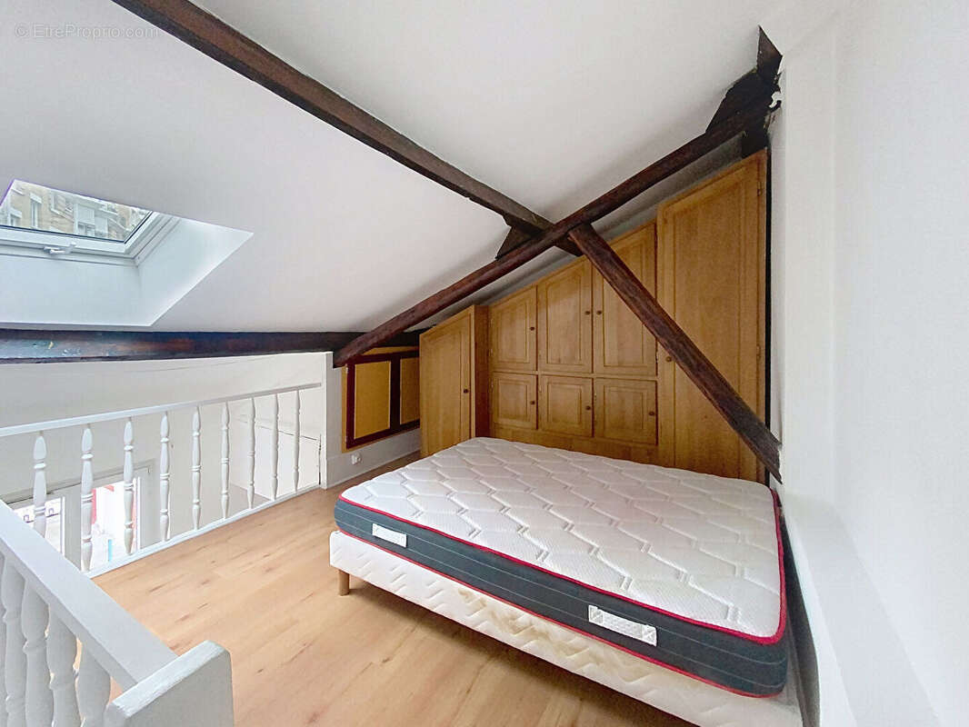 Appartement à PARIS-19E