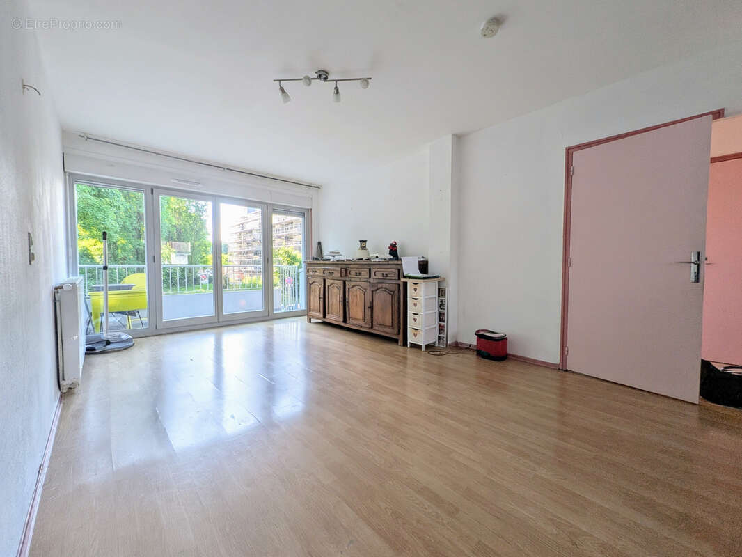 Appartement à JARVILLE-LA-MALGRANGE