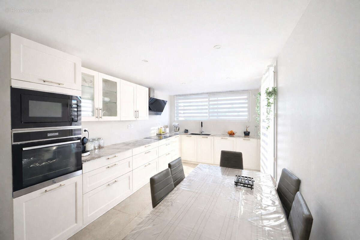 Maison à PORTES-LES-VALENCE