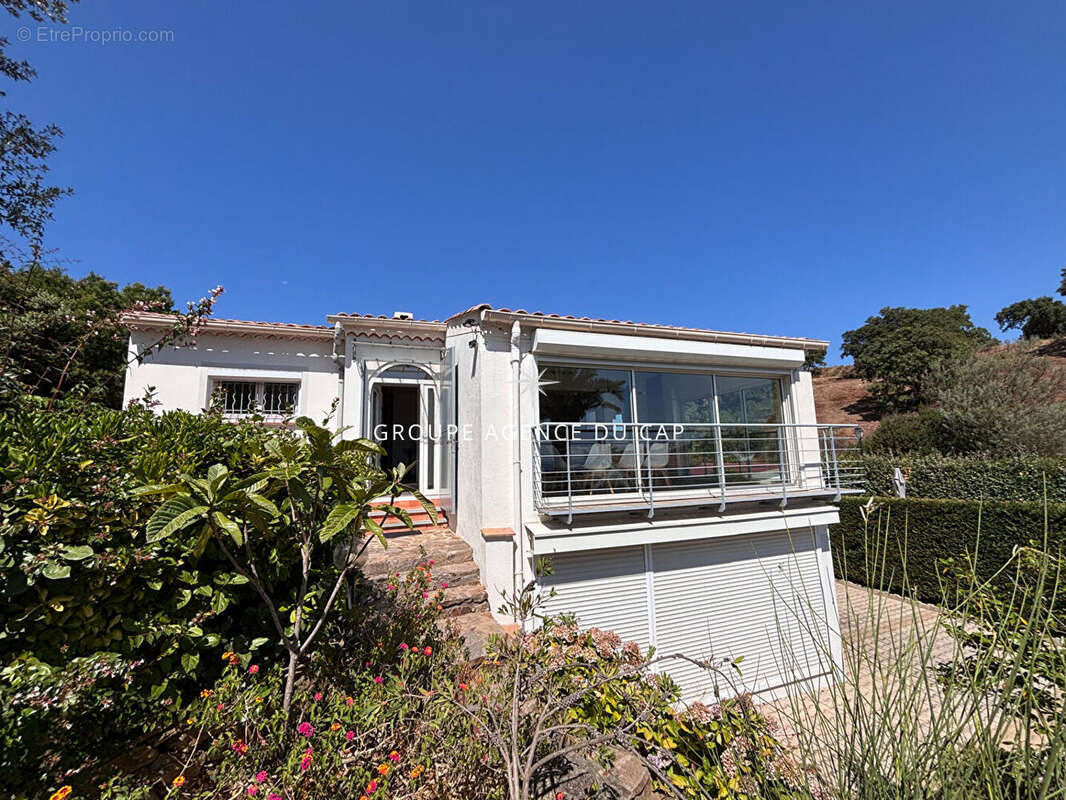 Maison à LES ISSAMBRES