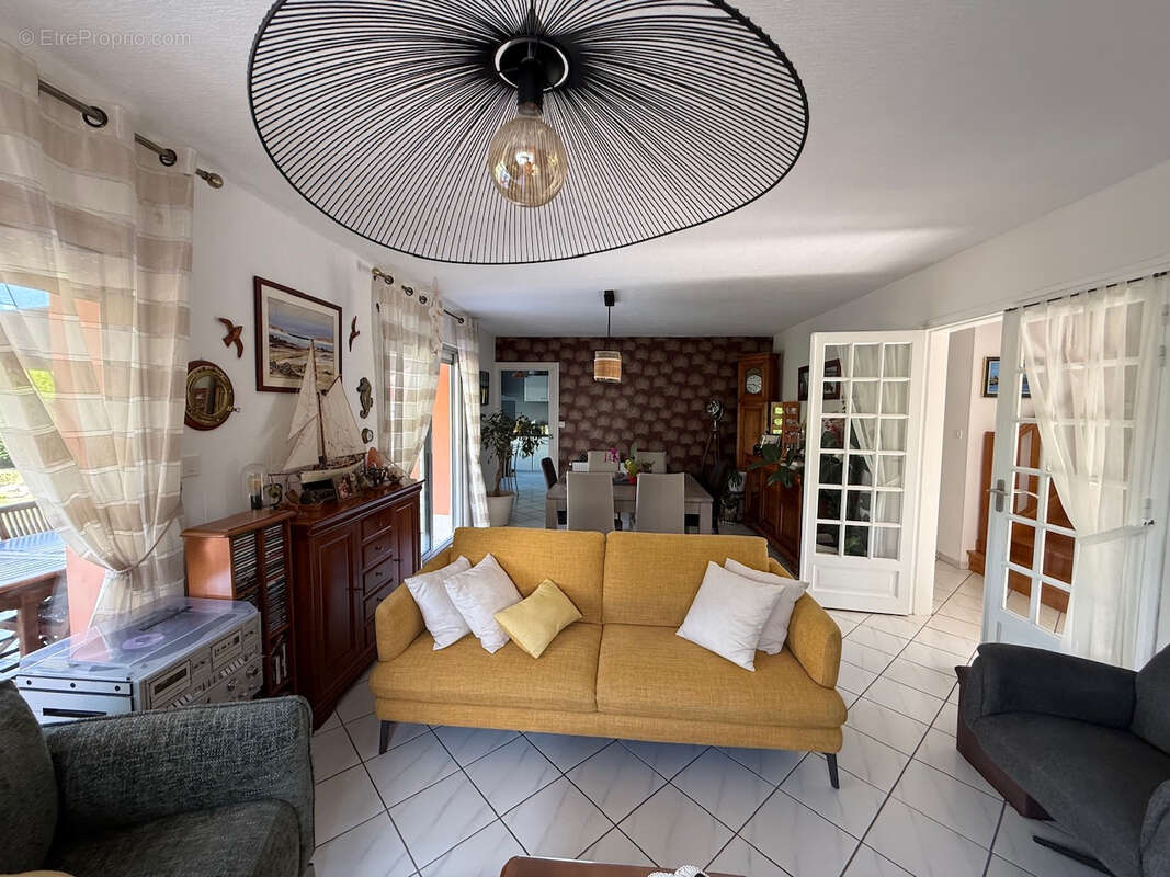 Maison à proximité du bourg - photo 2