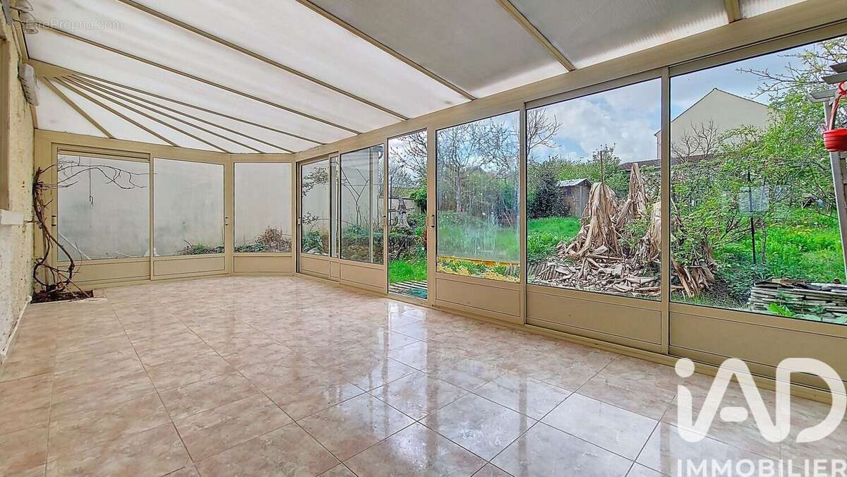 Photo 9 - Maison à SAINT-REMY-LES-CHEVREUSE