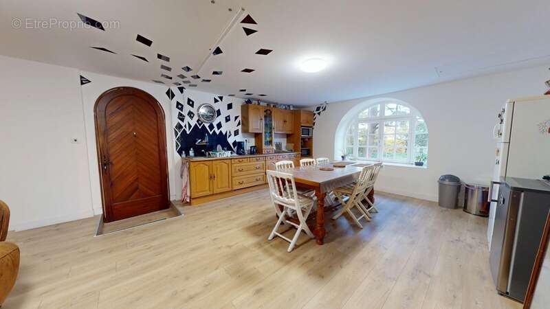 Maison à LE CELLIER