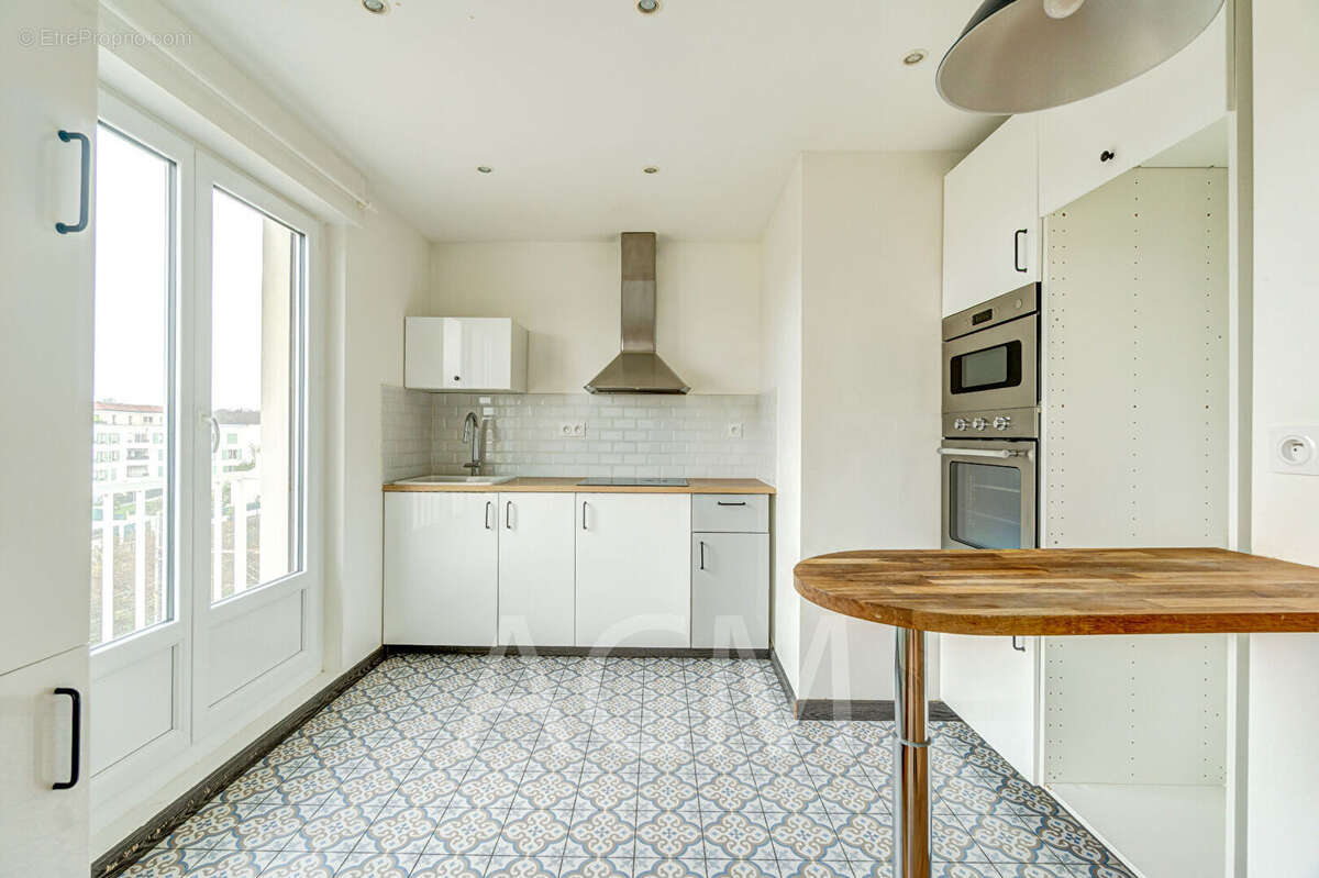 Appartement à MAISONS-LAFFITTE