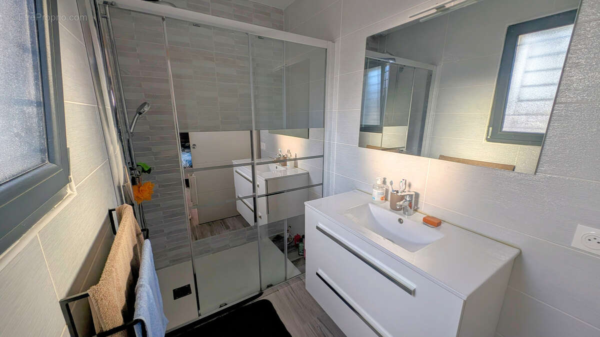 Maison à LAROQUE-DES-ALBERES