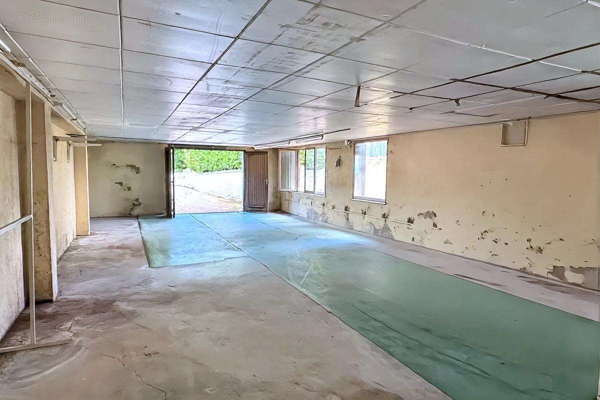 Maison 104 m² à Vendranges  - photo 15
