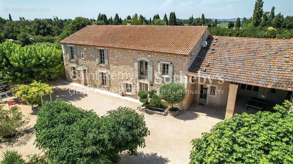 Maison à SAINT-ETIENNE-DU-GRES