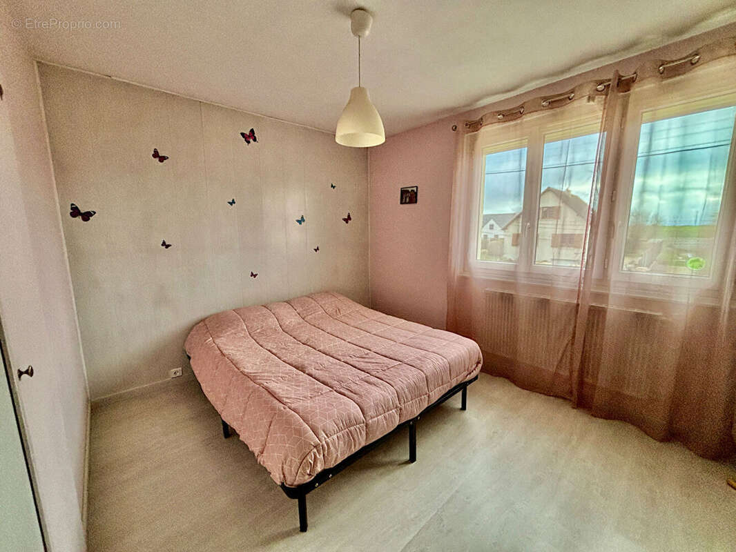 Maison à MAINVILLIERS