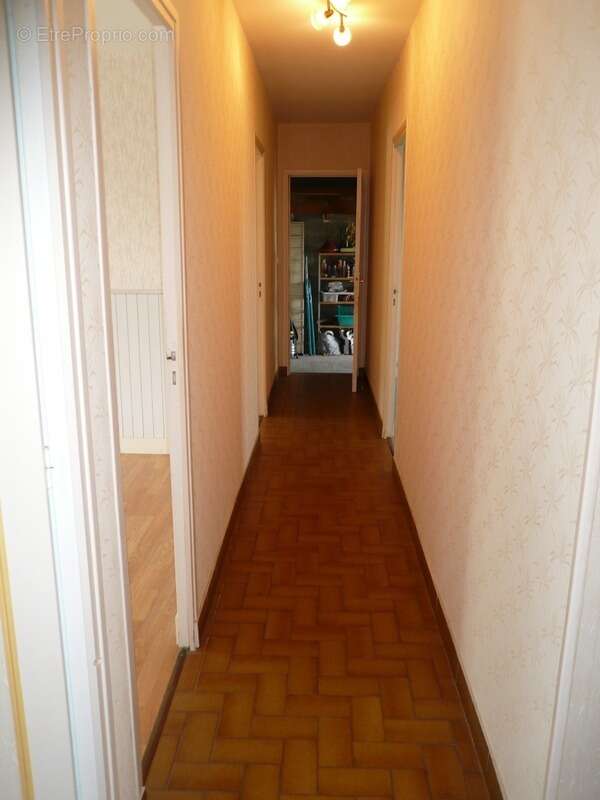 Maison à GENSAC-LA-PALLUE