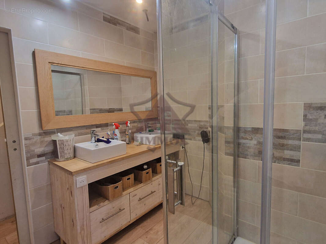 Maison à ROBIAC-ROCHESSADOULE