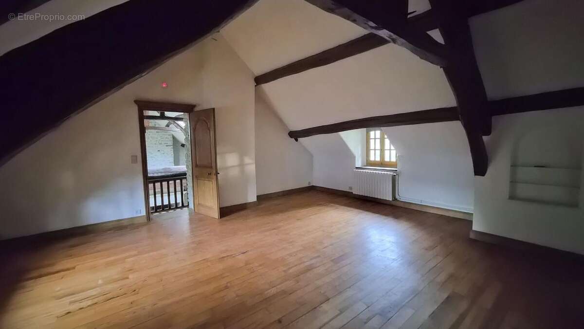 Maison à BUNO-BONNEVAUX