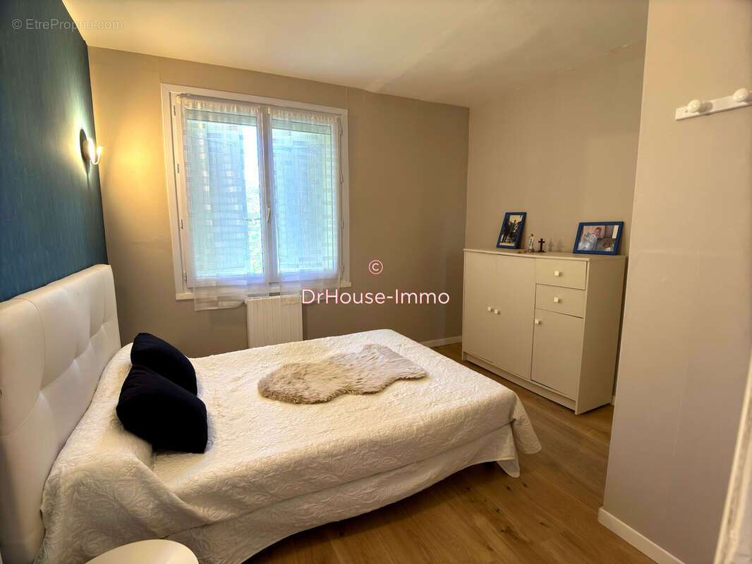 Maison à CHATEAU-L&#039;EVEQUE