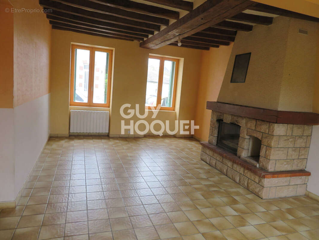 Maison à BOUERE