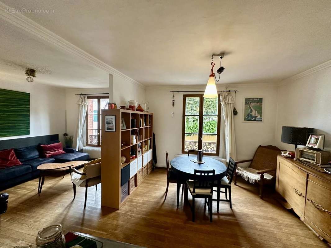 Maison à MONTMORENCY