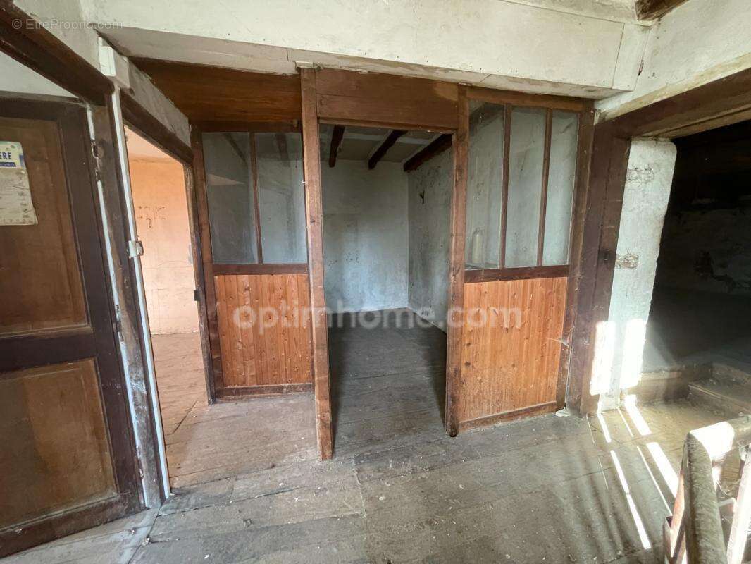 Charmante maison 70 m2 à rénover  avec grange et jardin - photo 11