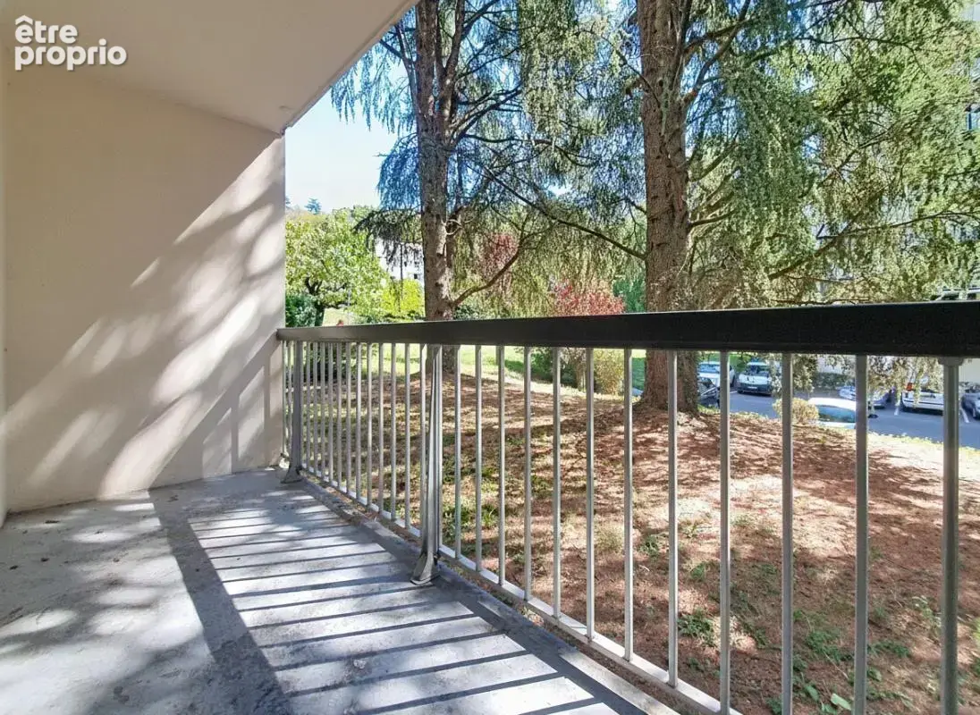 Appartement - 2 Chambres - 2 Balcons - Cave - Place de parking - Proches commodités - photo 6