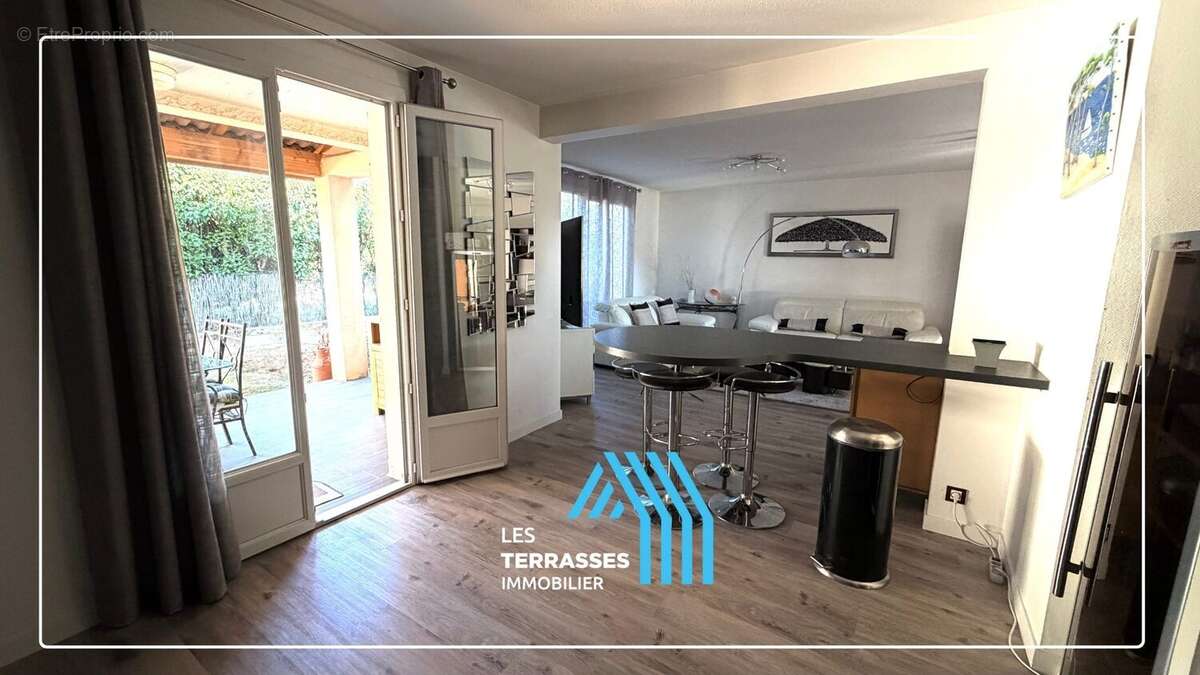 Maison à MONTELIMAR