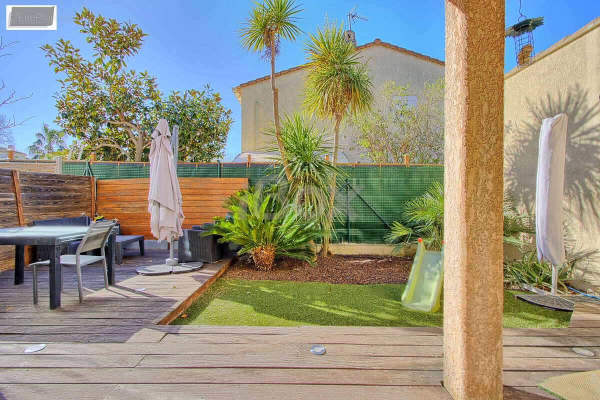 Appartement à LA VALETTE-DU-VAR