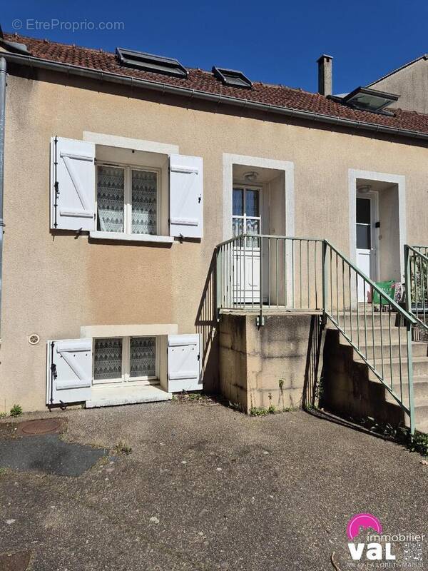 Appartement à LA FERTE-ALAIS