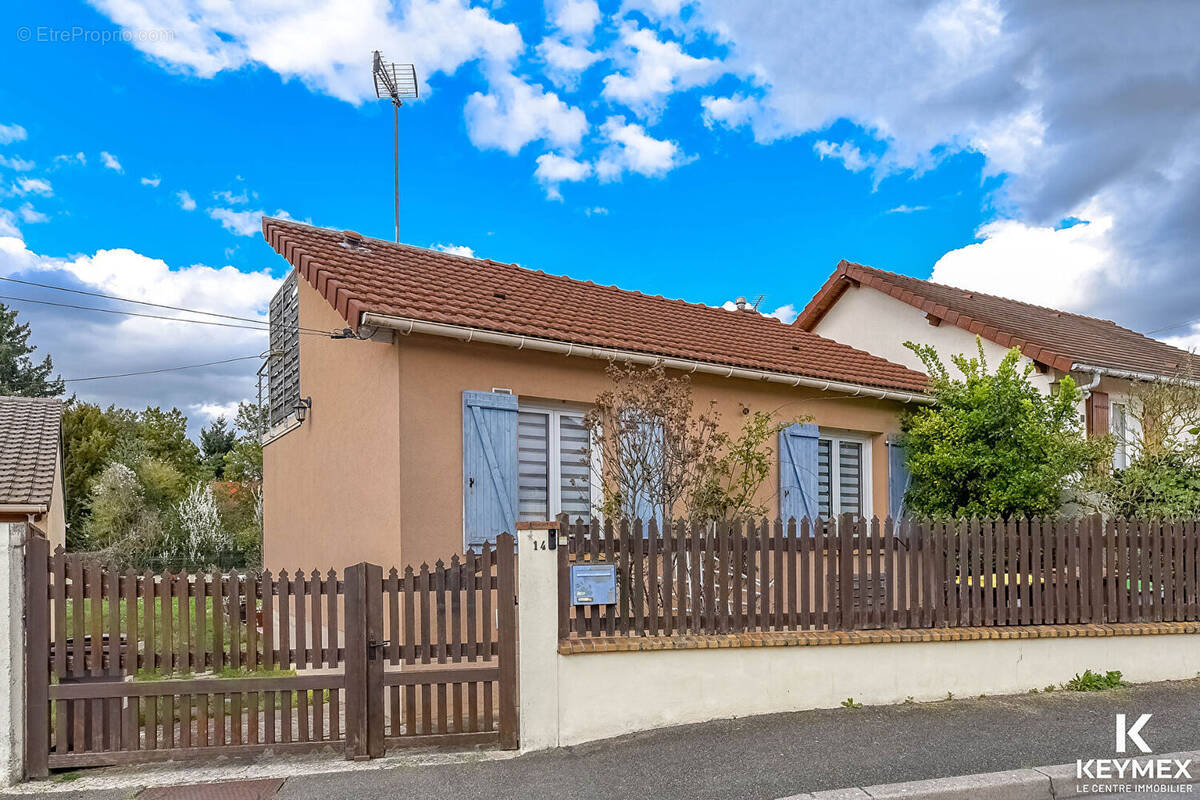 Maison à FREPILLON