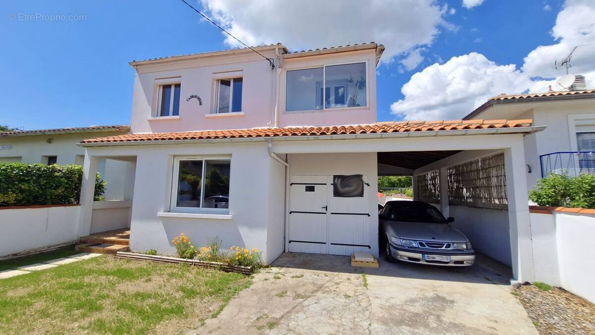 Maison à SAINT-GEORGES-DE-DIDONNE