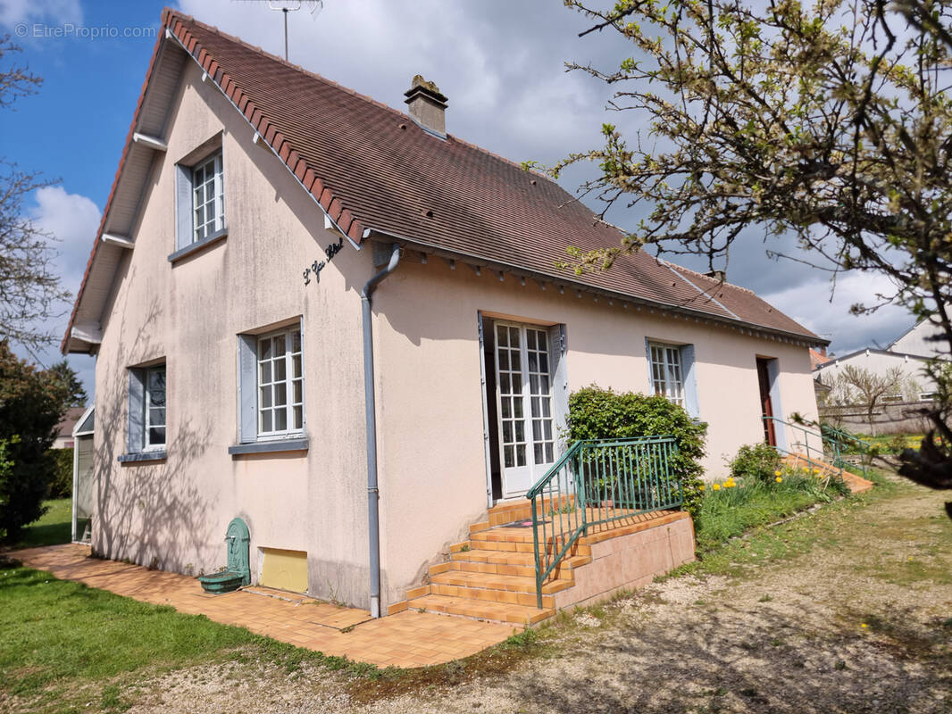 Maison à ABLIS