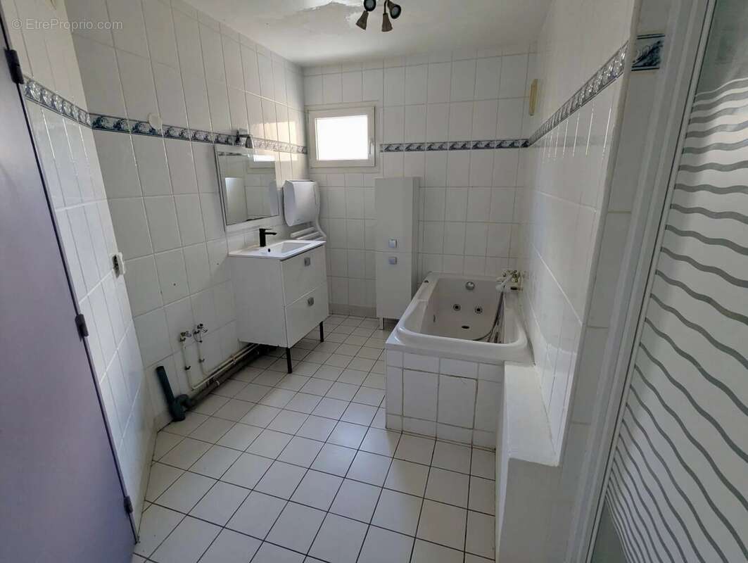 Appartement 103 m² à Faulquemont  - photo 9