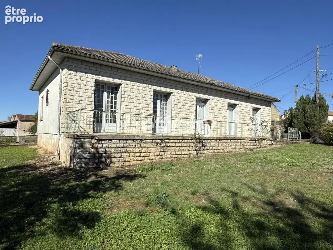 Maison 5 pièces 135 m² à vendre à Aunac (16460) - photo 10