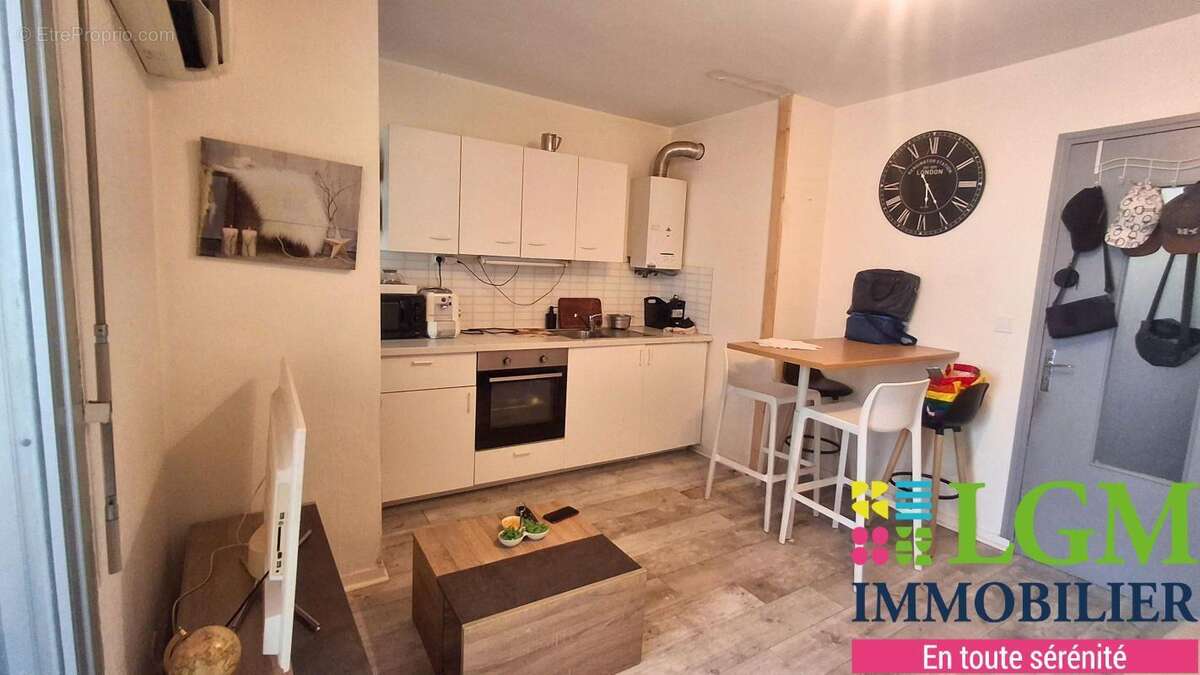 Centre-ville de La Grande-Motte – Studio cabine avec loggia vitrée de 6 m² – Première plage à 450 m - photo 2