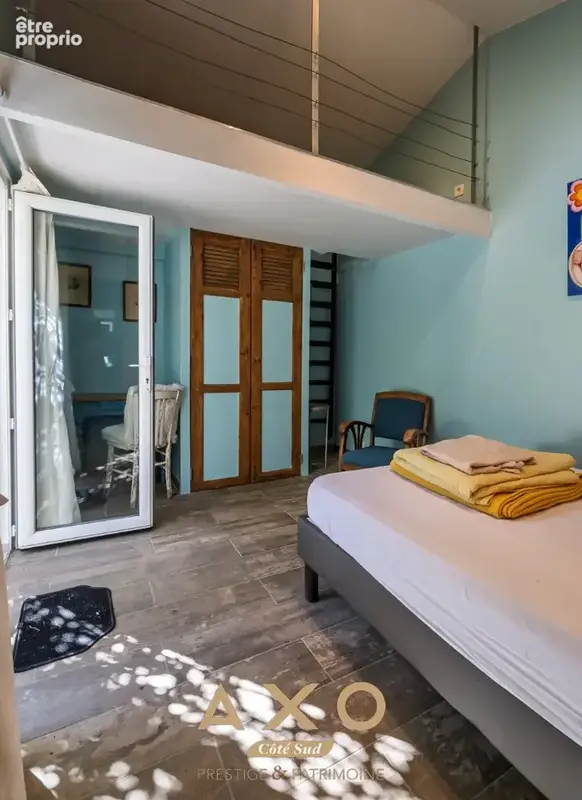 Jouques - villa t8 - plain-pied - studio indépendant - piscine - jacuzzi - 3 garages - 1 hectare - 1 029 000  - photo 12
