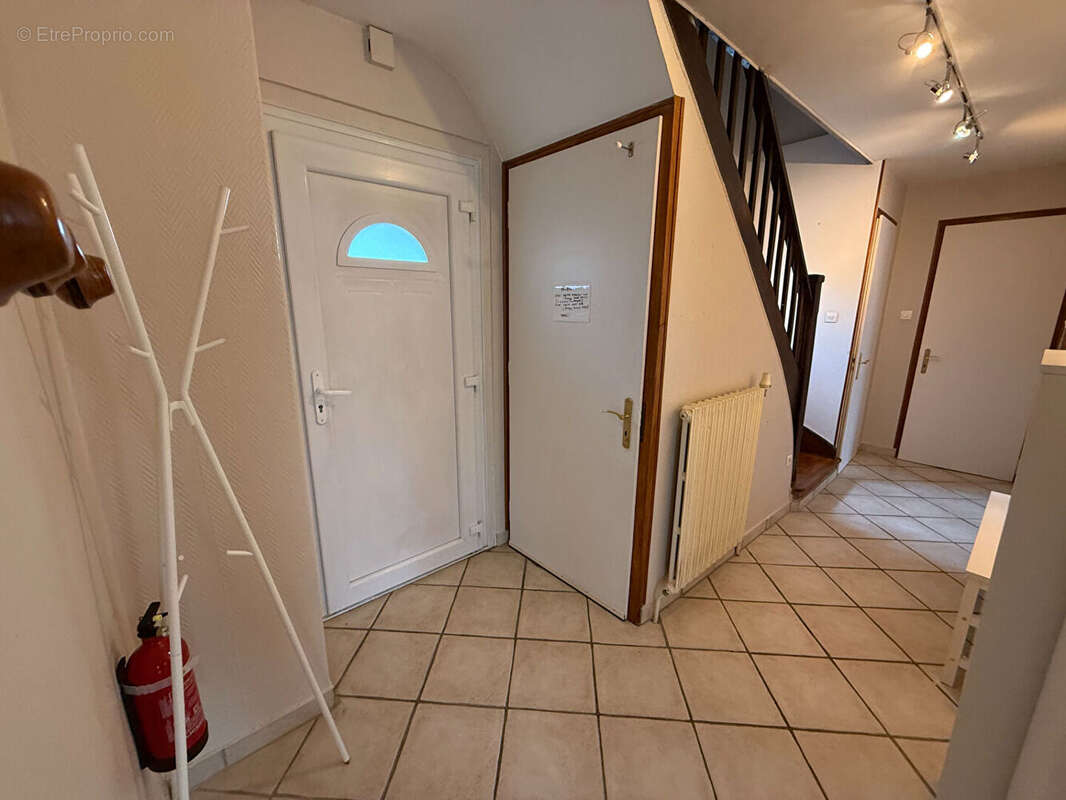 Appartement à AMBILLY