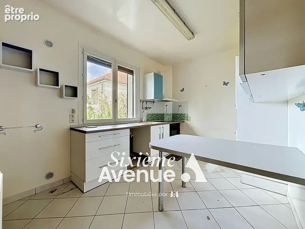 Maison Decines Charpieu 9 pièce(s) 261.34 m2 - photo 8