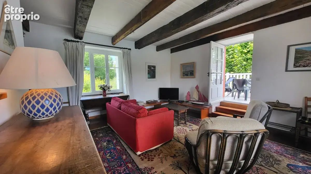Maison à vendre à Sauzon : Vue imprenable sur le port et son église  Authenticité et charme breton - photo 6