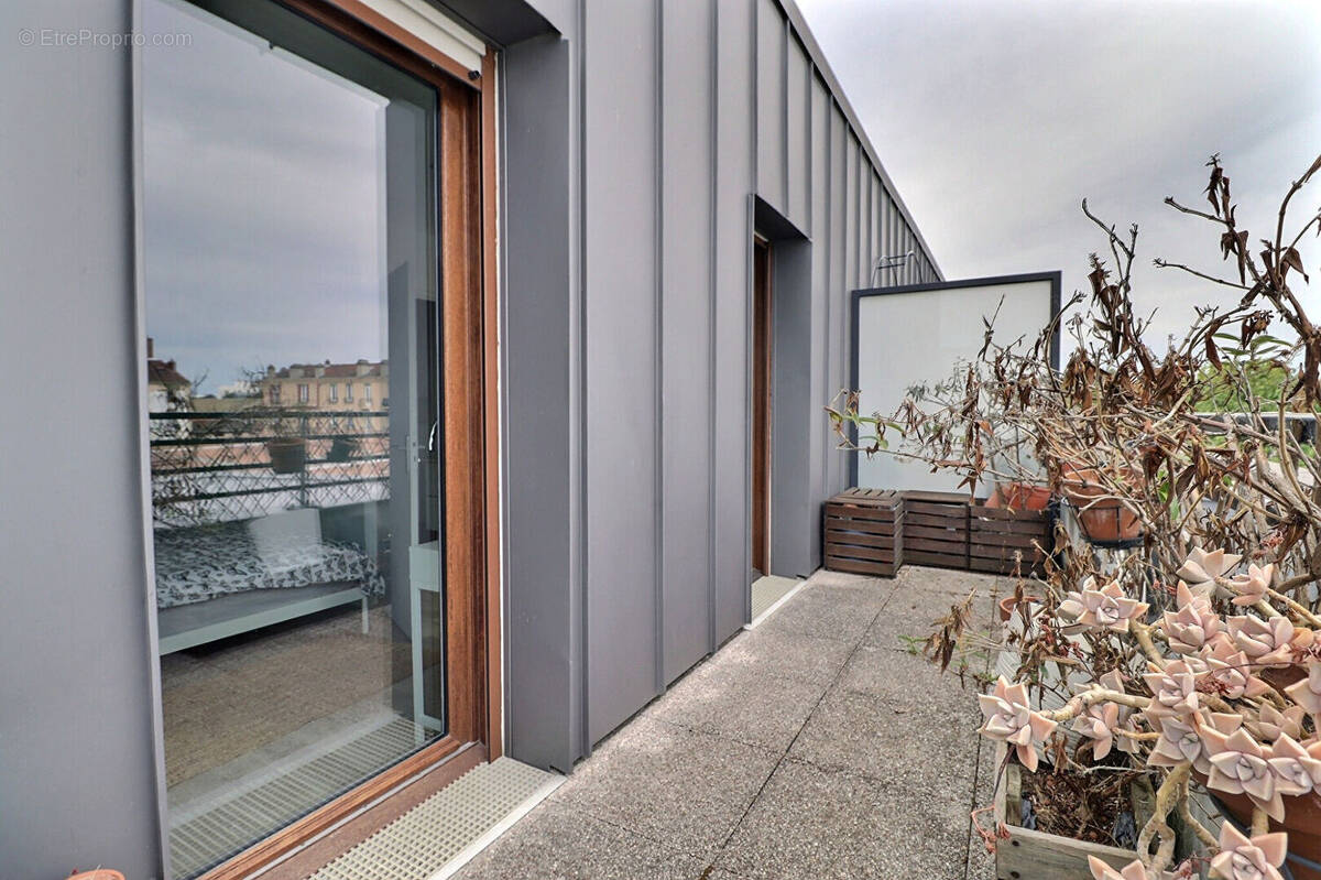 Appartement à AUBERVILLIERS