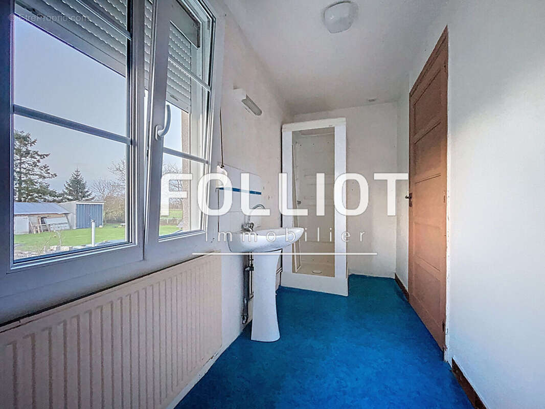 A vendre - Maison - Moyon Villages - photo 6