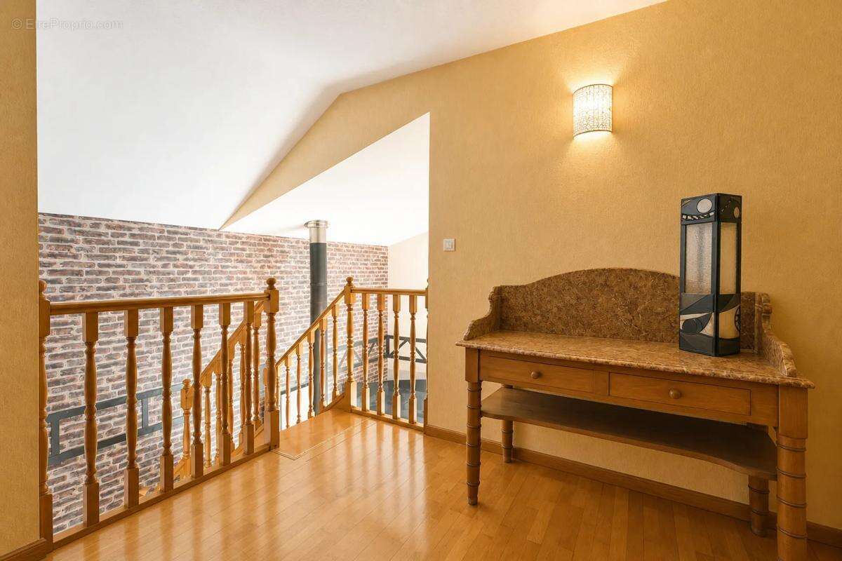Maison de 7 pièces de 245 m² située à Ochey - photo 14