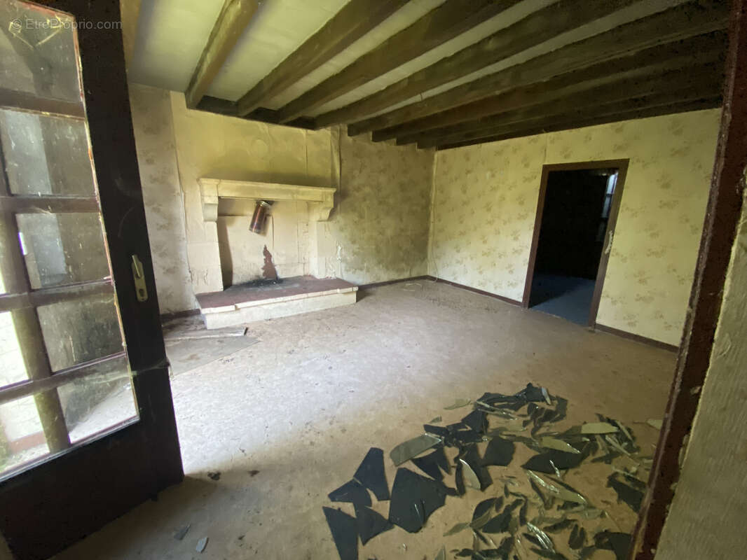 Maison à SAINT-BENIN-D&#039;AZY