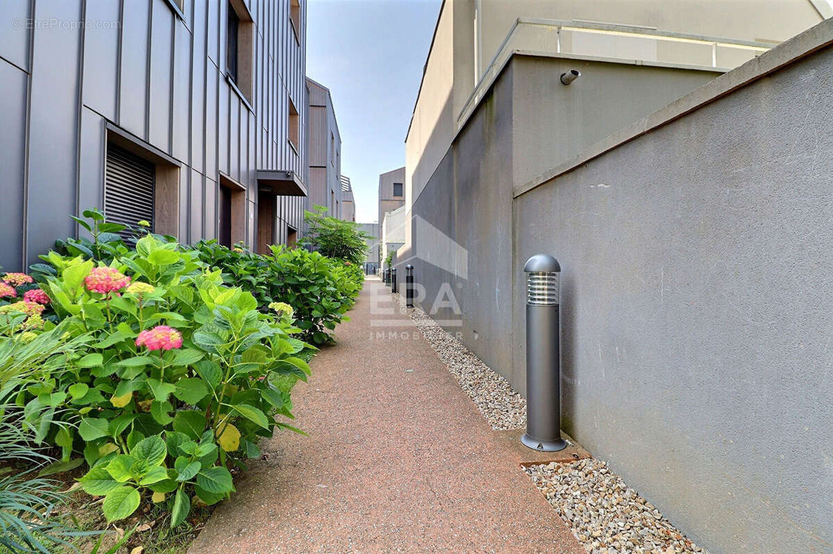 Appartement à AUBERVILLIERS
