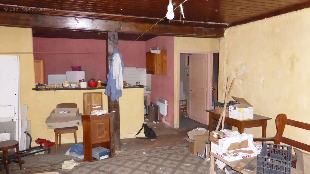 Maison à COMPEYRE