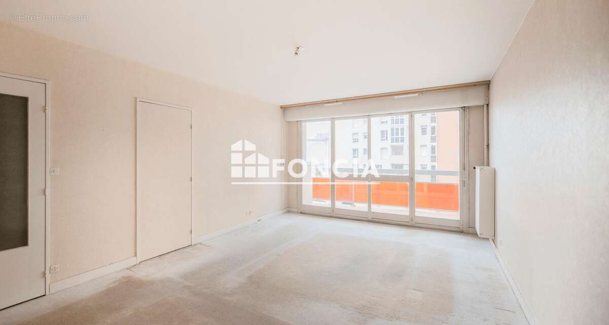 Appartement t3 avec balcon, stationnement et cave - proche gare - photo 5