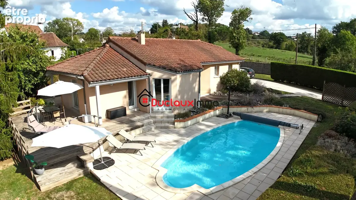 Maison plain-pied avec piscine - photo 2