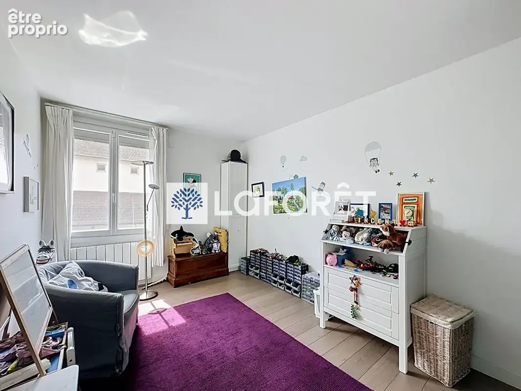 Rare sur le secteur : maison lumineuse avec jardin, terrasse et double parking à Saint-Nom-la-Bretèche - photo 10