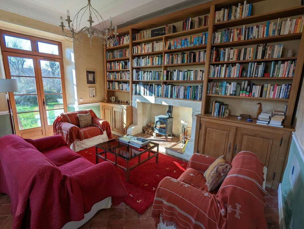 PXL20230130100849084 - Maison à VIC-FEZENSAC