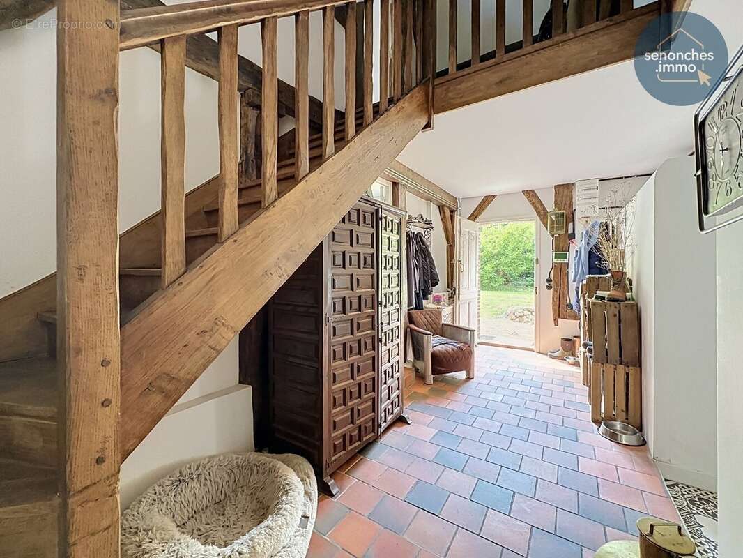 Ancien presbytère du XVIIIe siècle à vendre à Fontaines-Simon (28240)  Une demeure de caractère chargée d'histoire - photo 10