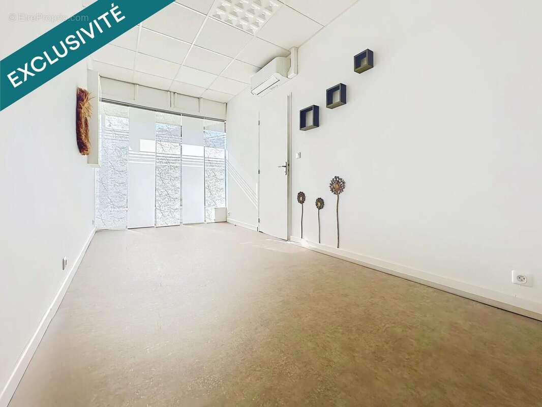 Photo 4 - Commerce à LEMPDES