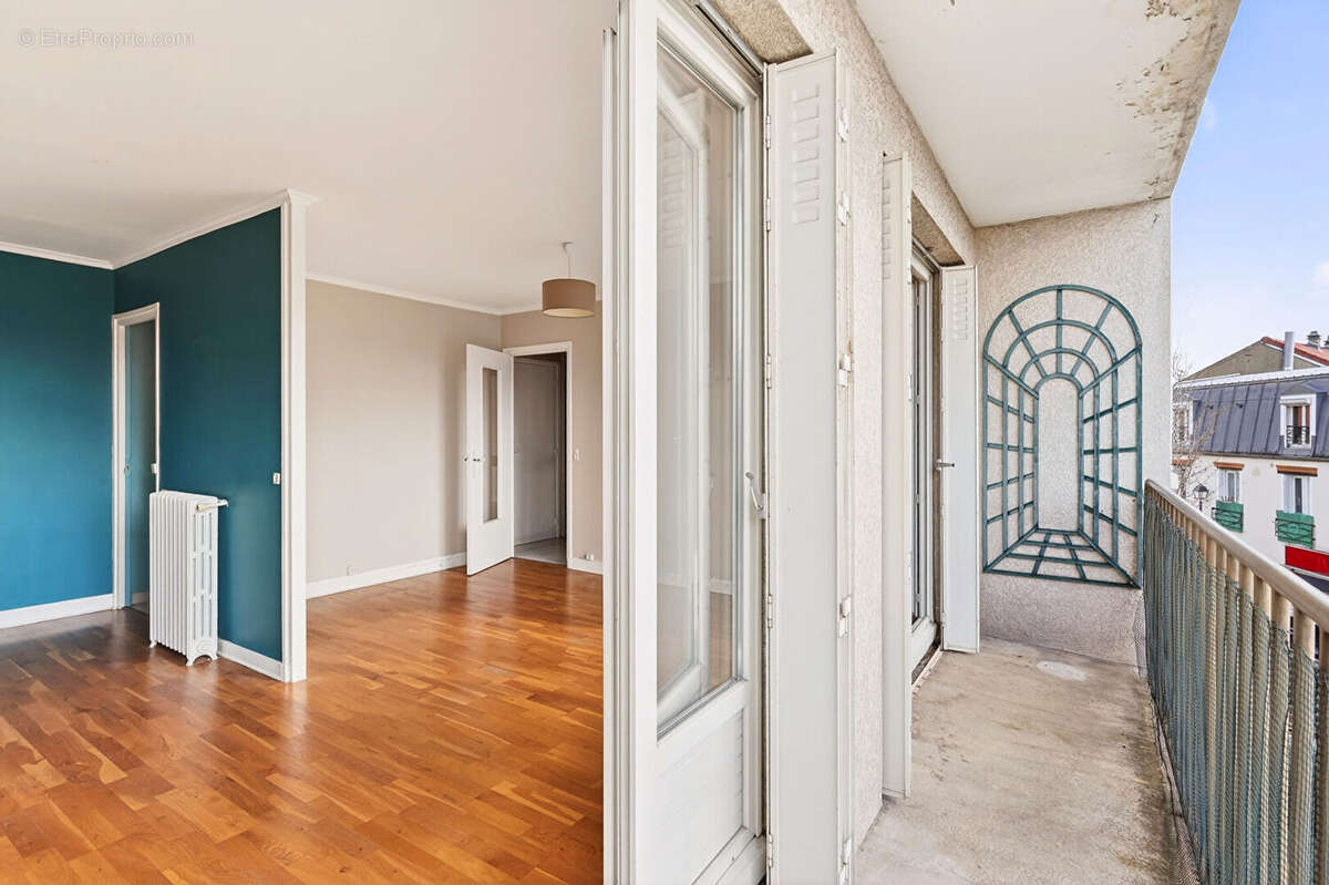 Appartement à COLOMBES