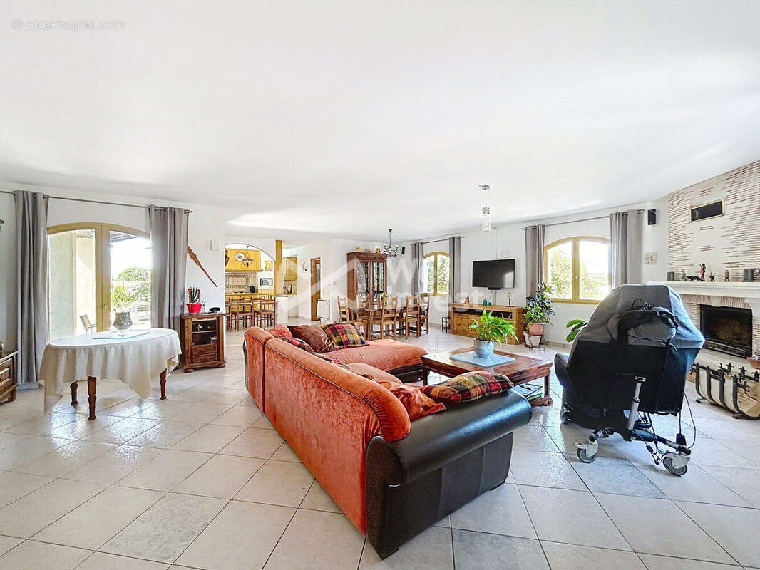 Maison à SAINT-AUNES