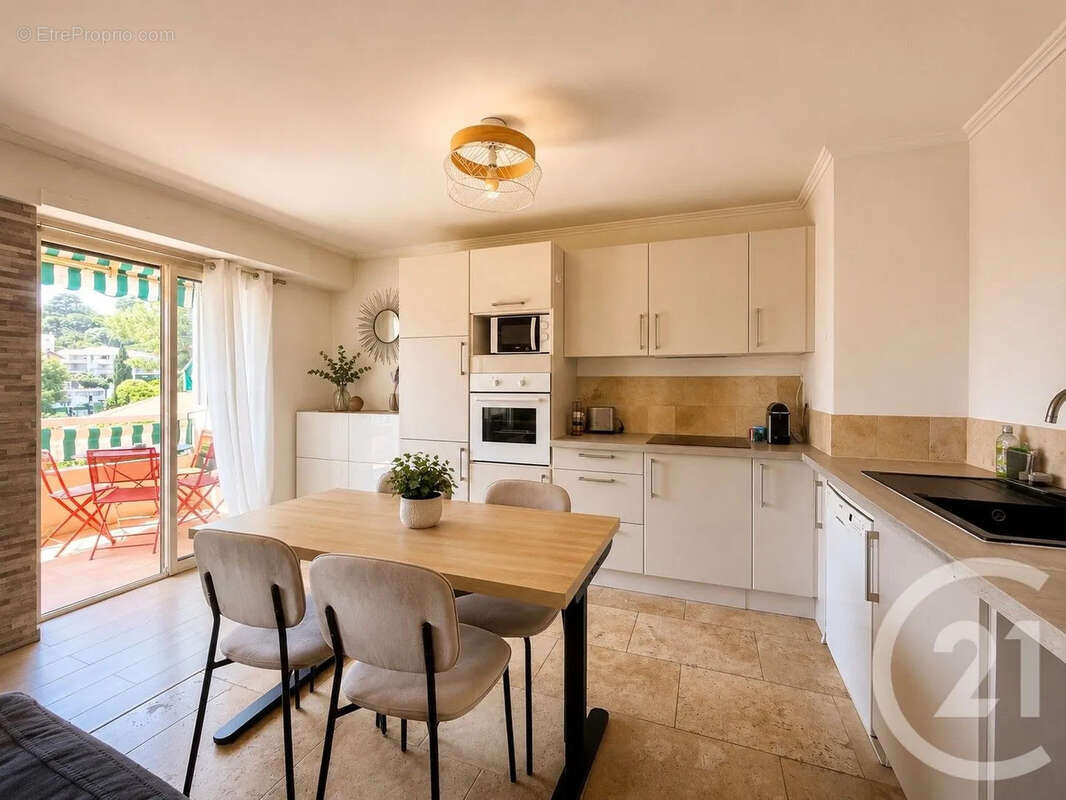 Appartement 64 m² à Cannes  - photo 3