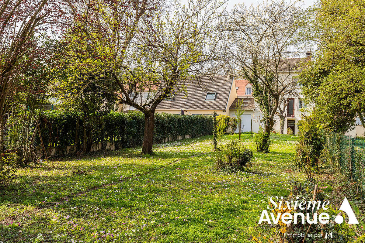 Maison à CHILLY-MAZARIN