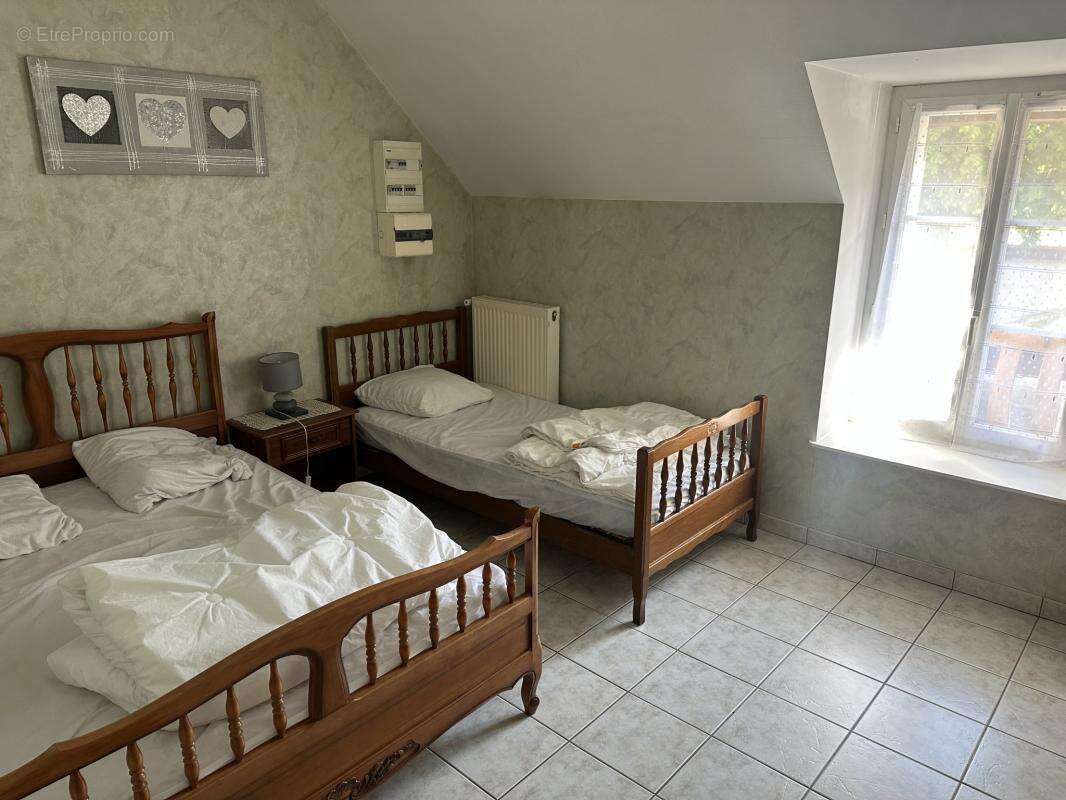 Appartement à COUR-CHEVERNY